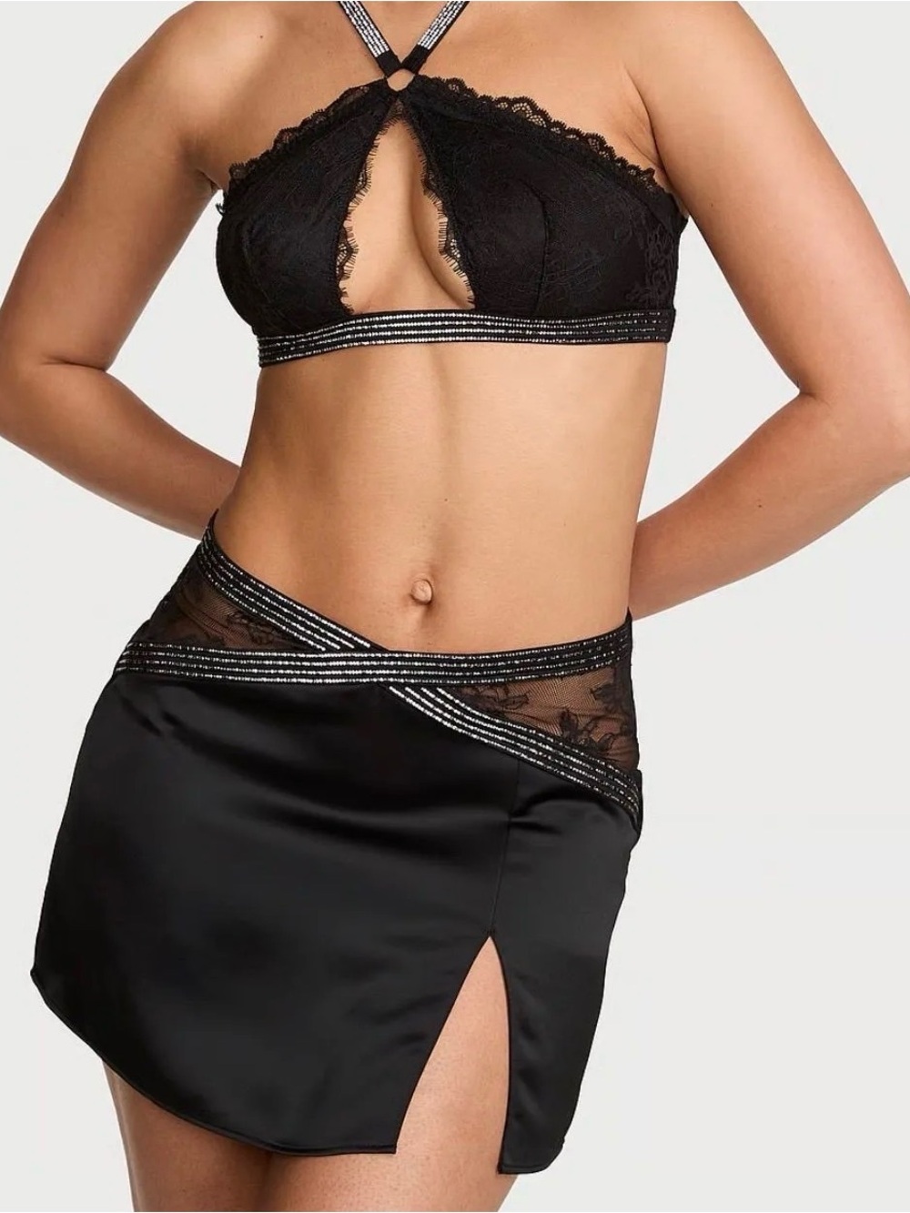 Victoria’s Secret set, brand new